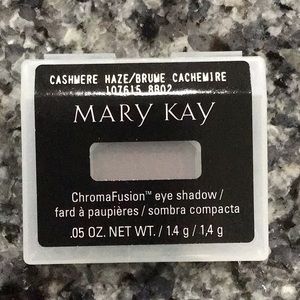 Mary Kay ChromaFusion eye shadow- Cashmere Haze